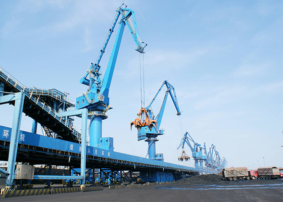 Four Link Type Seaport Port Gantry Crane , Container Handling Equipment Heavy Load