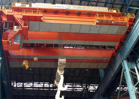 CE / ISO Metal Foundry Casting Crane Street Overhead Crane 320 T 3 Phase